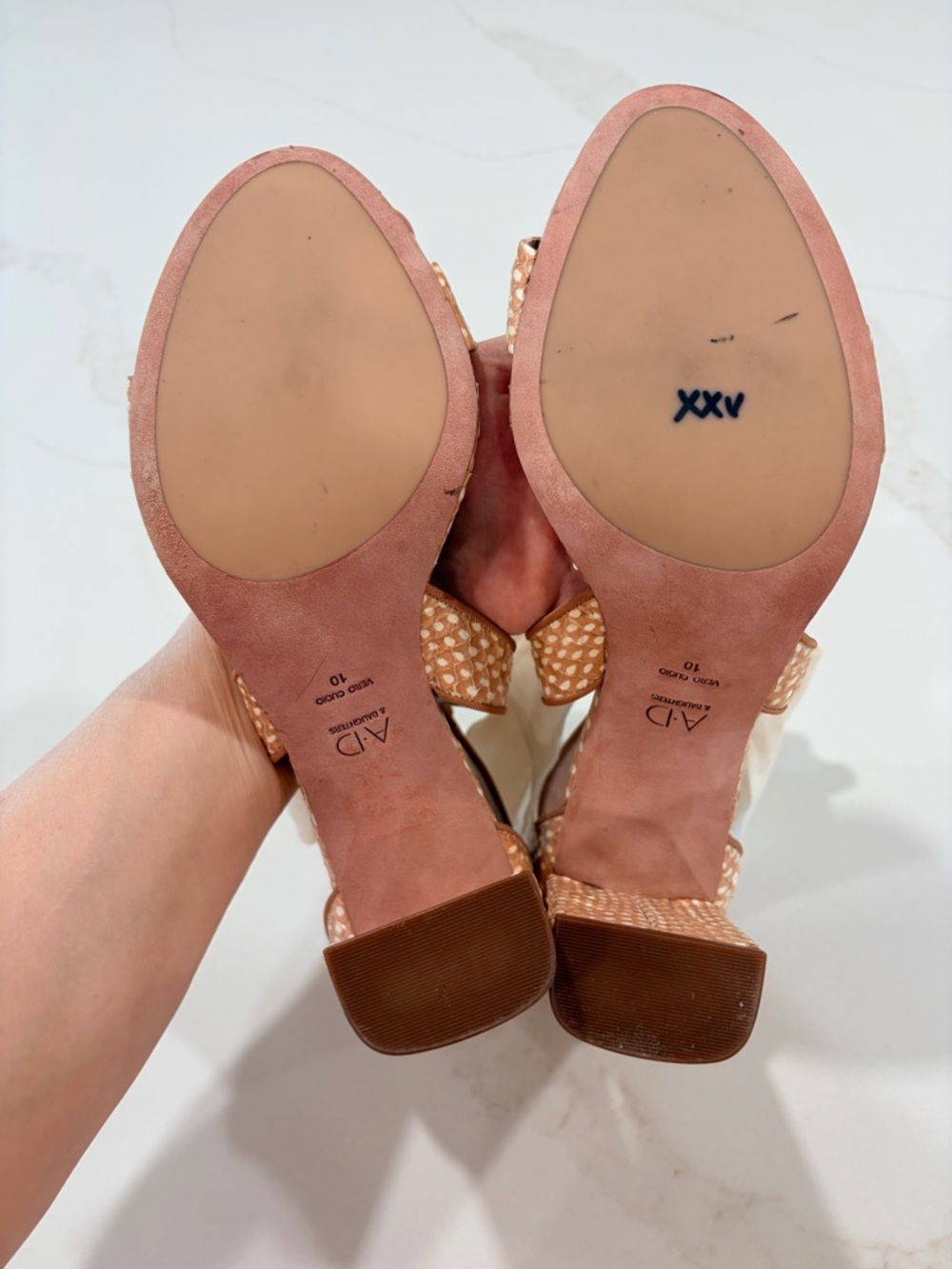 A D And Daughters beige snakeskin thick heels with bow tie - Picture 6 of 6